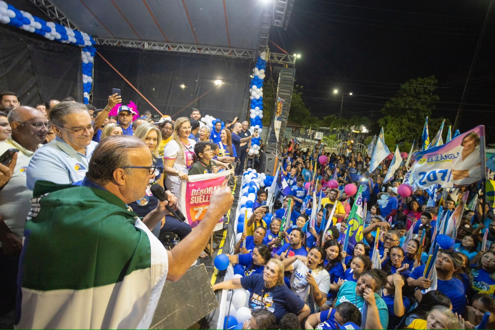 "Vamos ter a maior virada política de Natal", afirma Paulinho Freire em comício de encerramento do 1º turno