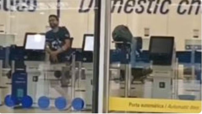 Policial armado exige voo e fecha área de check-in do aeroporto de Fortaleza