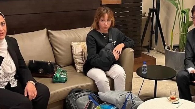 Jovem sequestrada aos 11 anos é libertada de cativeiro em Gaza após 10 anos