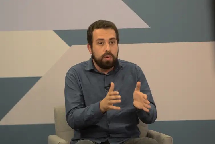 Boulos pede prisão de Marçal por suposto exame positivo para cocaína