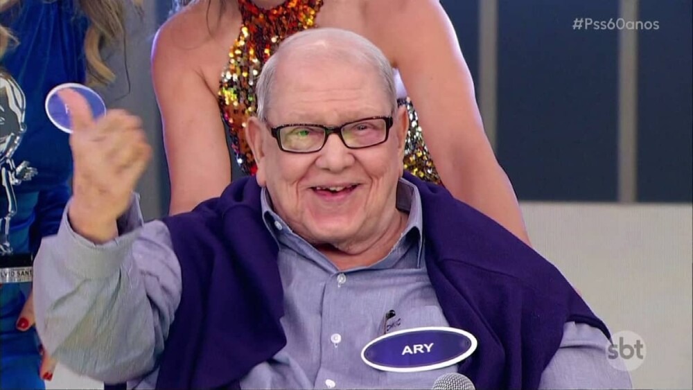 Morre um dos maiores humoristas do país aos 87 anos