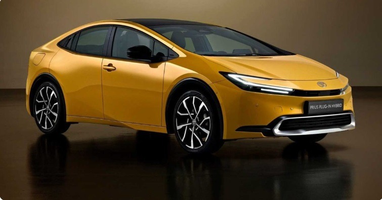 Toyota reconhece fim do carro com motor só a combustão
