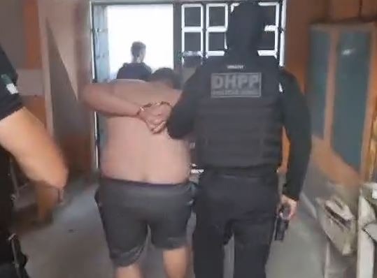 Dupla é presa por manter informante em cárcere e levar para chefe de facção executar em Natal
