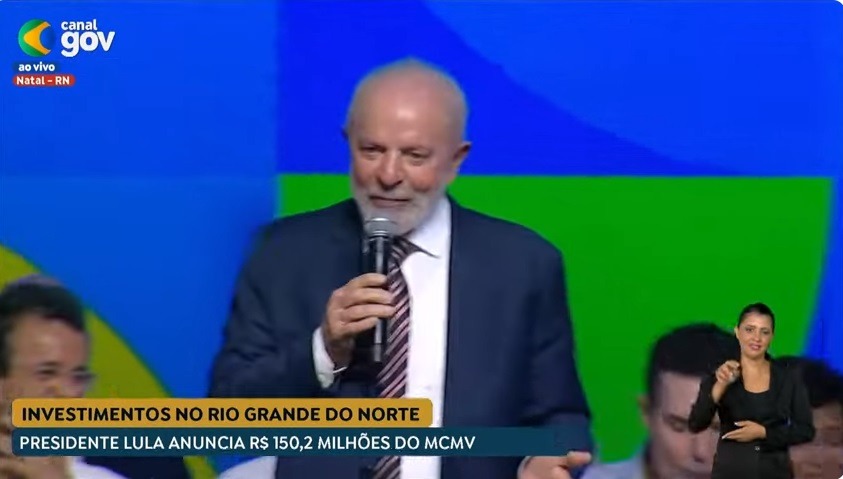 [VÍDEO] Lula critica demora do discurso de Fátima: "Em todo canto, só se fala 5 minutos"