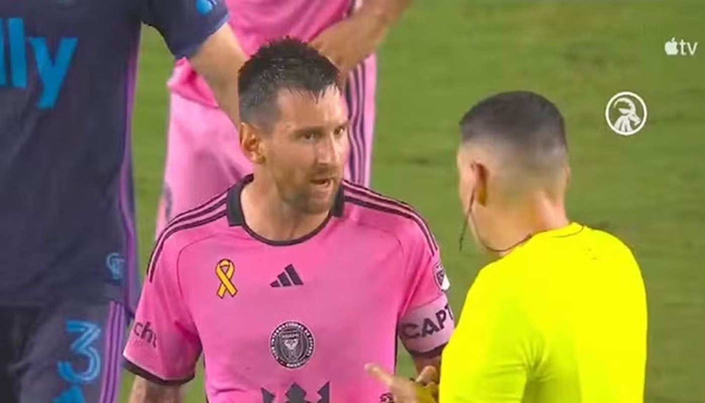 Messi surpreende e elege favorito à Bola de Ouro: “Seria injusto não reconhecer”