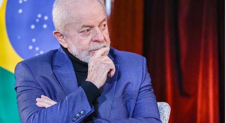 Pesquisas da reta final expõem a dificuldade de Lula em transferir votos a candidatos próprios