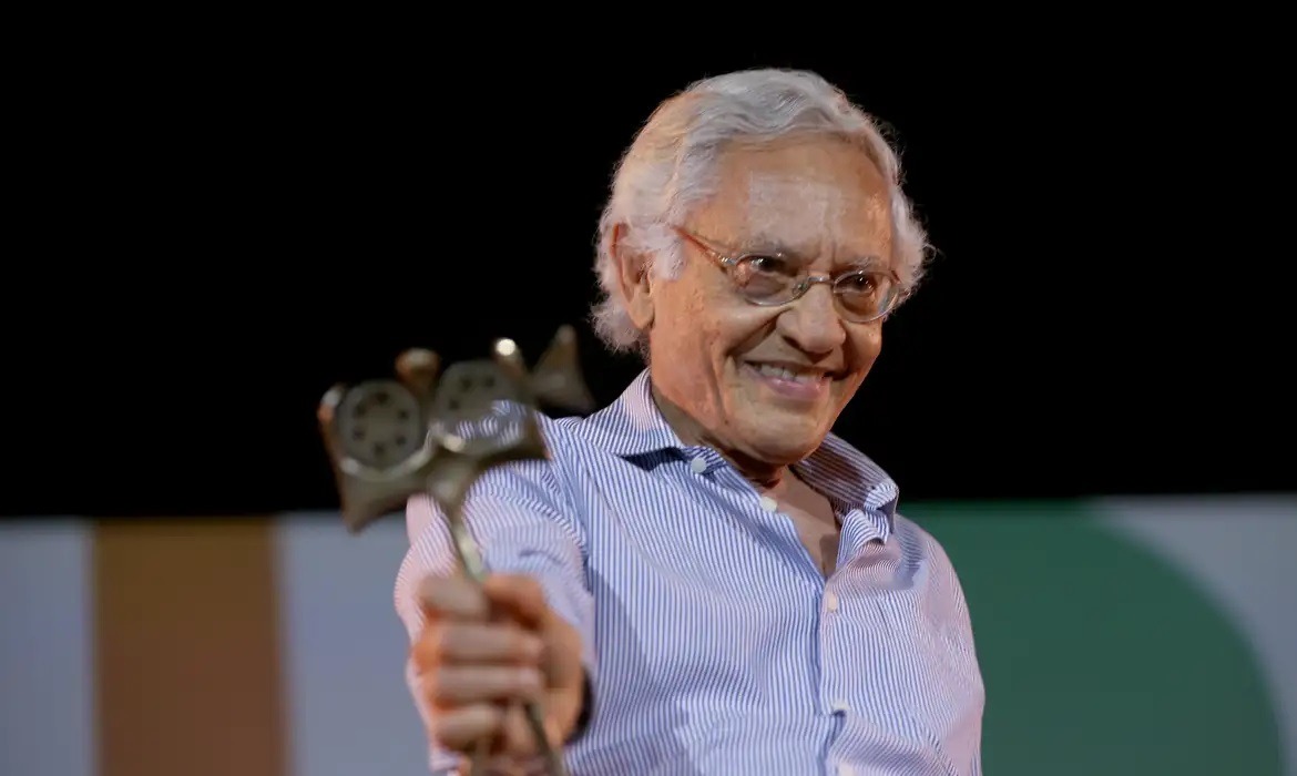 Morre, aos 89 anos, o cineasta Vladimir Carvalho