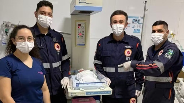 Sem saber que estava grávida, mulher procura atendimento e dá à luz em banheiro de UPA em Mossoró