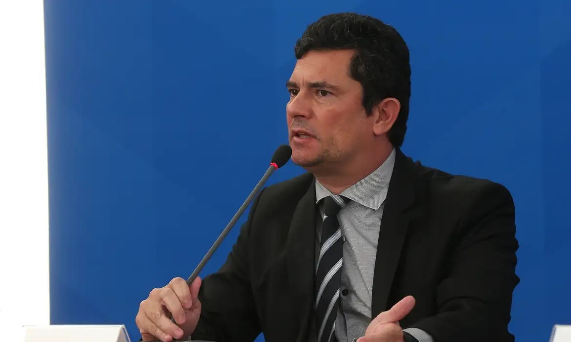 Moro reage a anulação de condenações de Dirceu: “Não existe base convincente”