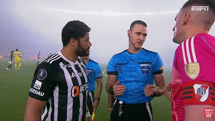 Atlético segura pressão, cala caldeirão do River e vai à final da Libertadores após 11 anos