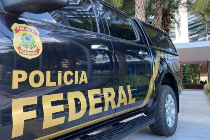 Operação da Polícia Federal mira filiação de Lula ao PL
