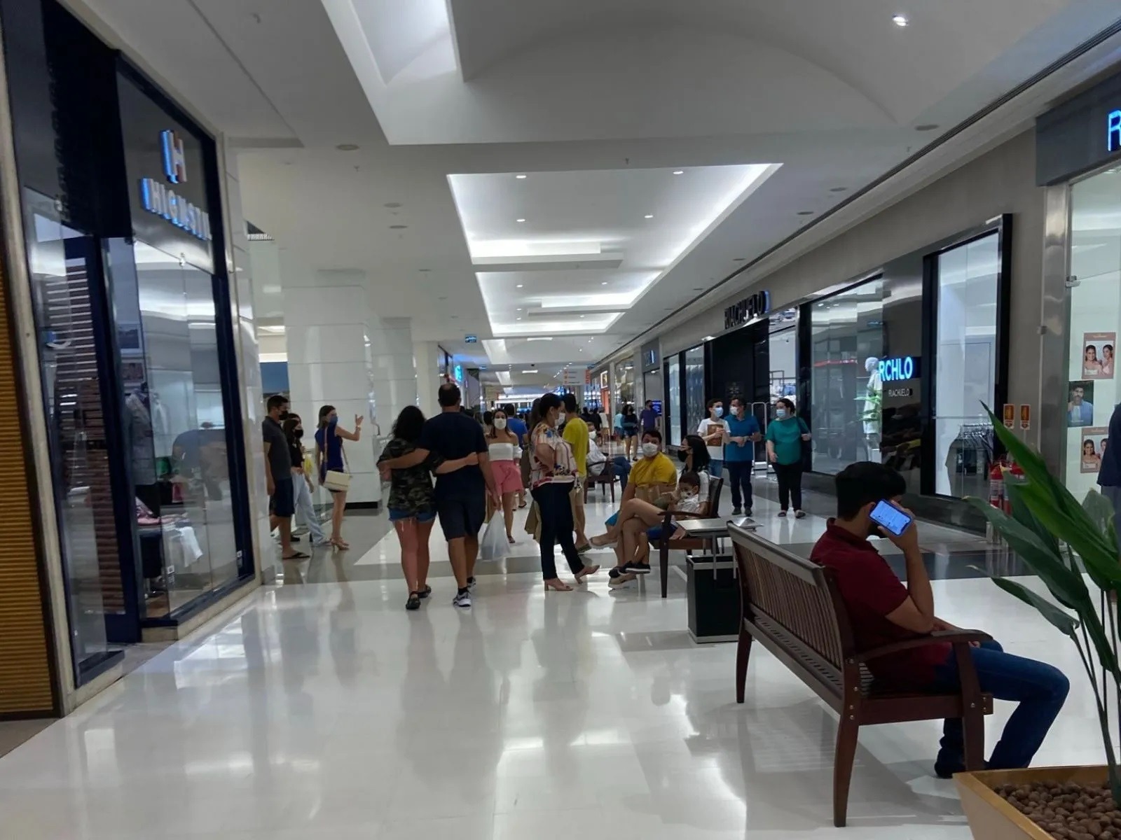Dia de Finados muda horário do comércio em Natal; confira