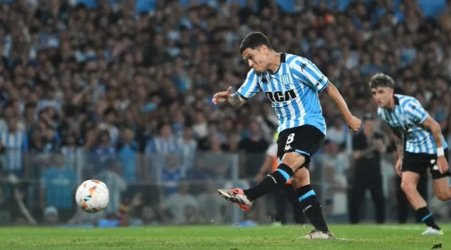 Racing aproveita mãos, bate Corinthians e fará final da Sul-Americana com Cruzeiro; veja os gols