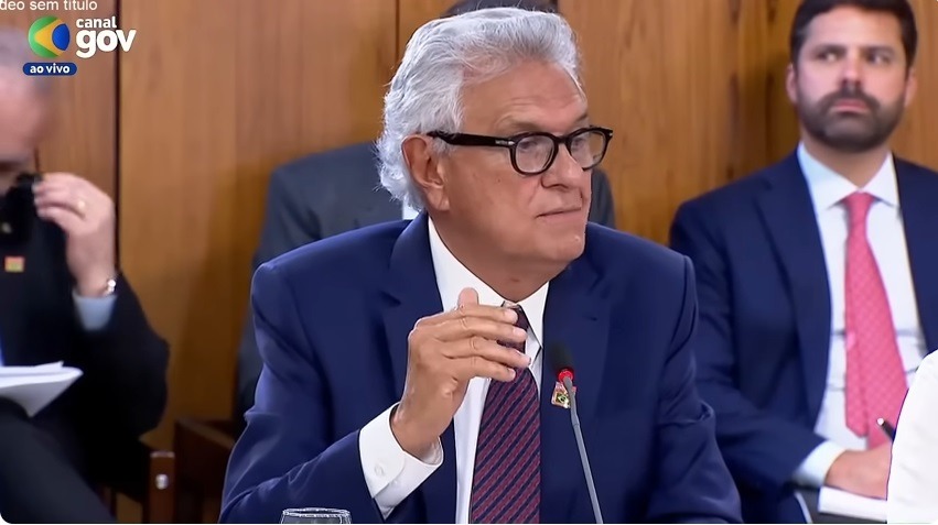 [VÍDEO] “Não vou botar câmera em policial meu de maneira alguma”, diz Caiado a Lula