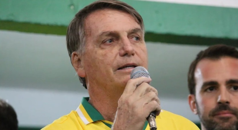 “Estou vivo e o candidato sou eu”, diz Bolsonaro sobre eleições de 2026