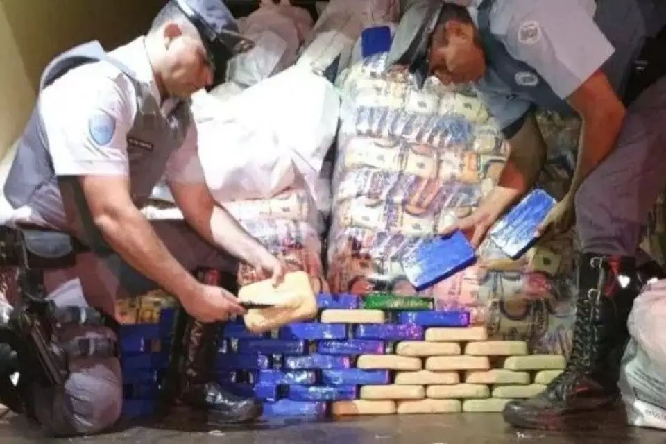 STJ solta traficante preso com 832 kg de cocaína: ‘gravidade insuficiente’