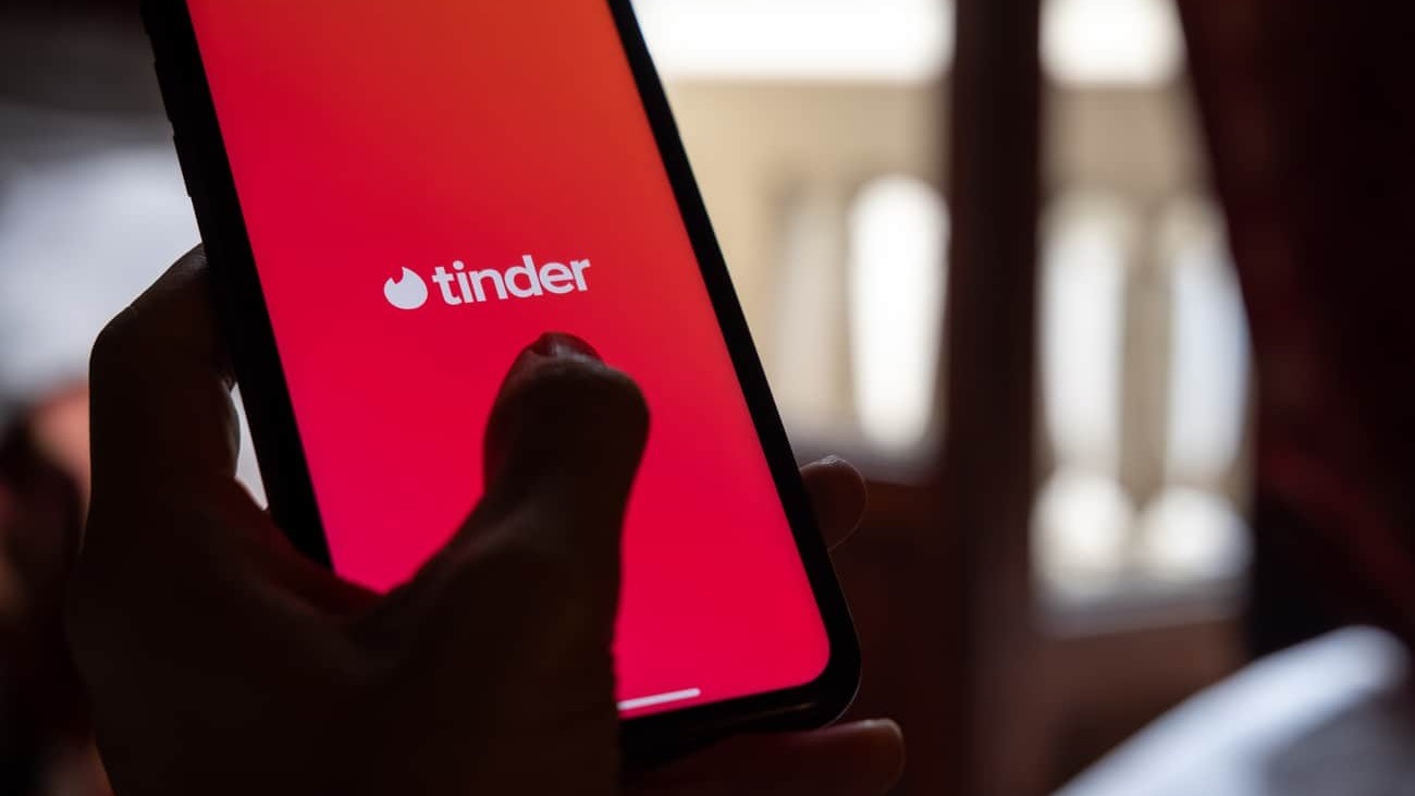 Homem aciona Procon após pagar Tinder por 4 anos e não conseguir encontros