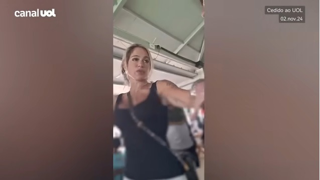 Mulher é presa por fala racista, e marido vê perseguição por ser bonita