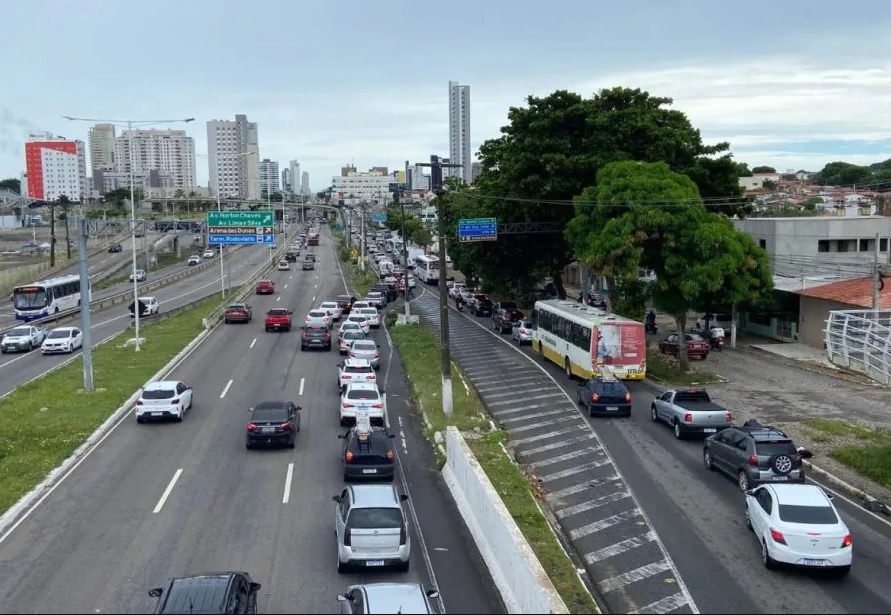 Além de taxar carros elétricos, Governo do RN propõe isentar IPVA só para veículos com mais de 15 anos de...