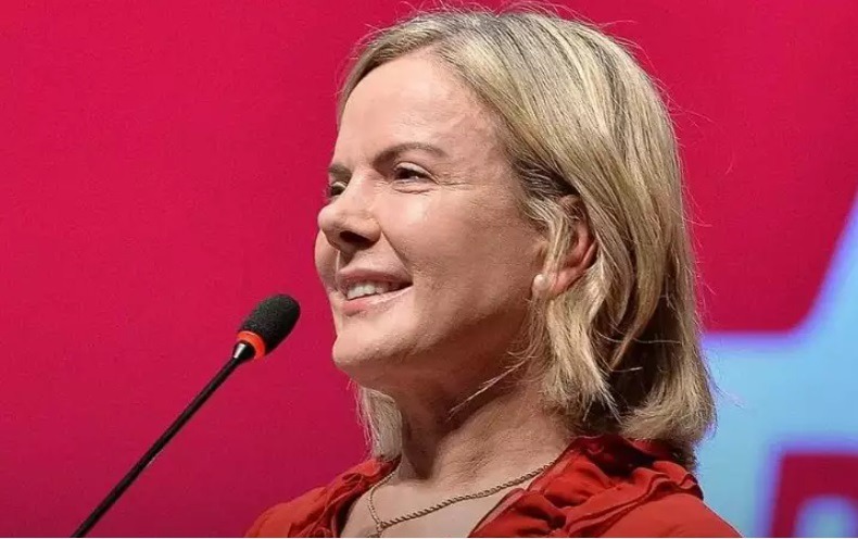 PT retoma ideia de censurar redes sociais