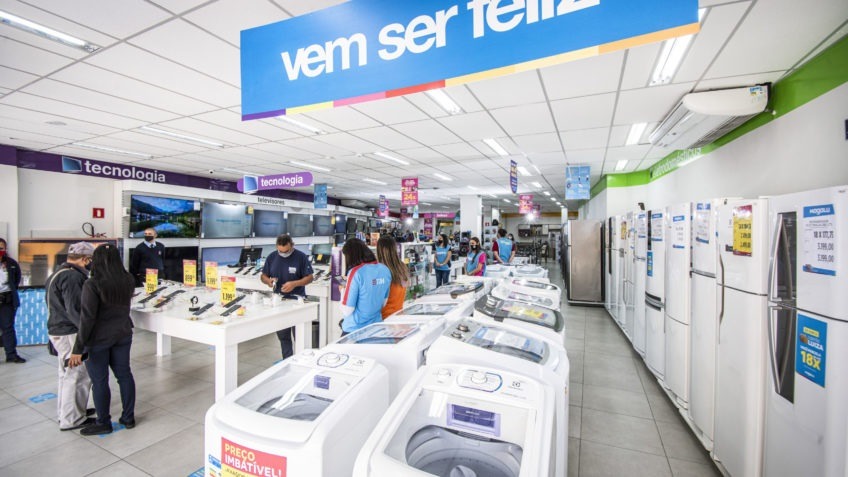 Magalu tem lucro líquido de R$ 70,2 mi no 3º trimestre de 2024