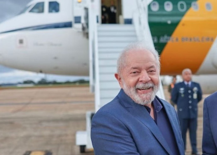 Em vez de cortar, governo Lula só gasta: R$1,5 bilhão em viagens