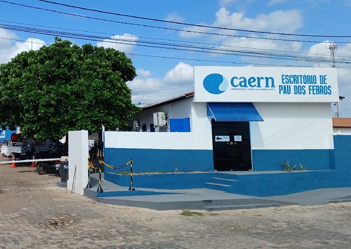 Caern deve indenizar morador em danos morais após cobrança indevida