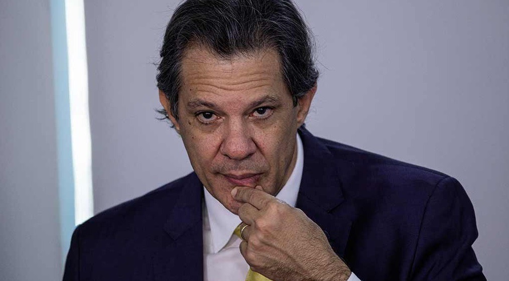 Manifesto anti-Haddad cria racha no PT