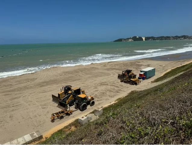 Engorda de Ponta Negra atinge 40% de conclusão em menos de 2 meses