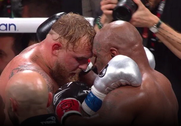 Brasileiro gasta R$ 10 mil para realizar o sonho de ver Mike Tyson ao vivo