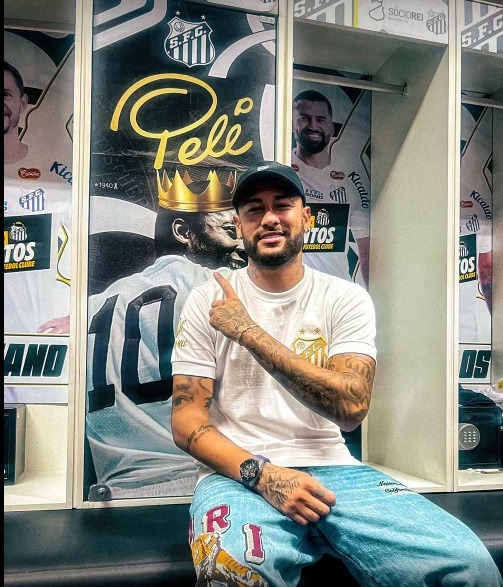 Santos tem reunião agendada com pai de Neymar para debater possibilidade de retorno do ídolo