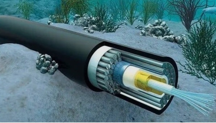 Provável sabotagem em cabo submarino pode afetar toda internet e comunicação da Europa
