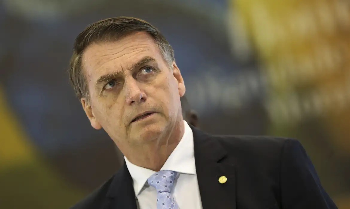 “Isso nunca aconteceu”, diz Bolsonaro sobre discutir plano para matar alguém