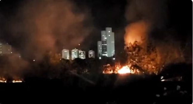 Incêndio atinge área de mata na Zona Sul de Natal