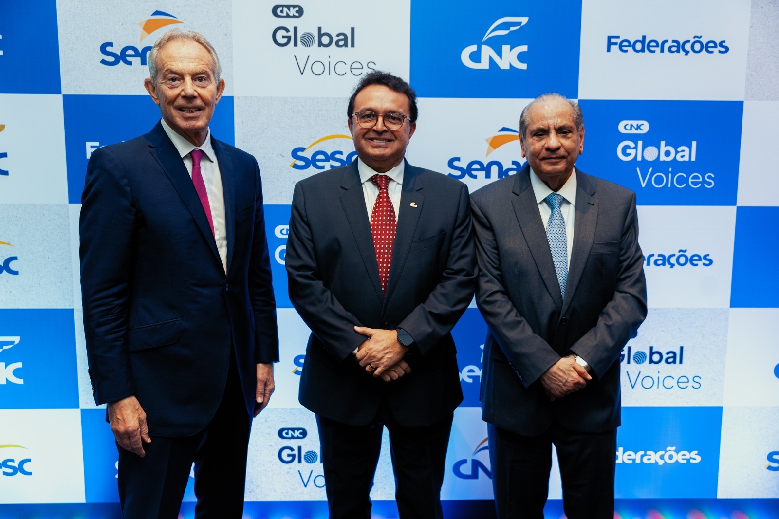 Presidente da FEBRAC participa de café da manhã com o ex-primeiro-ministro Tony Blair, durante o  “CNC Global Voices”