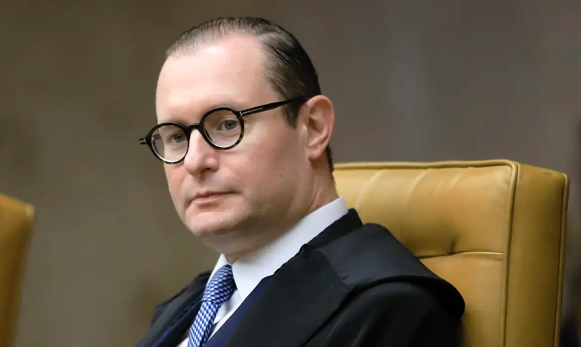 Zanin vê “verdadeiro comércio de decisões judiciais” no STJ