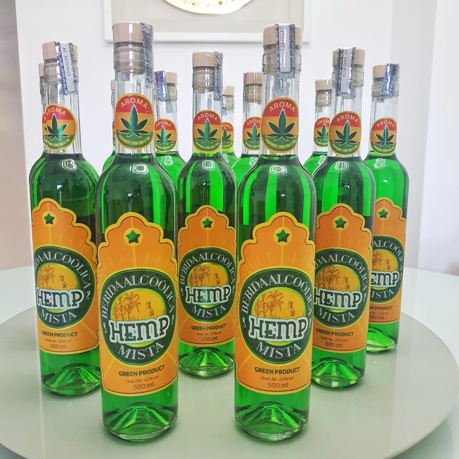 Cachaça com aroma de cannabis chega ao Ceará