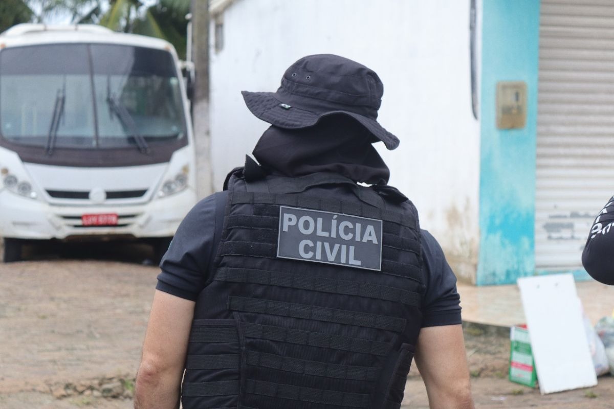 Homem é preso por suspeita de estuprar enteada e amiga da criança no interior do RN
