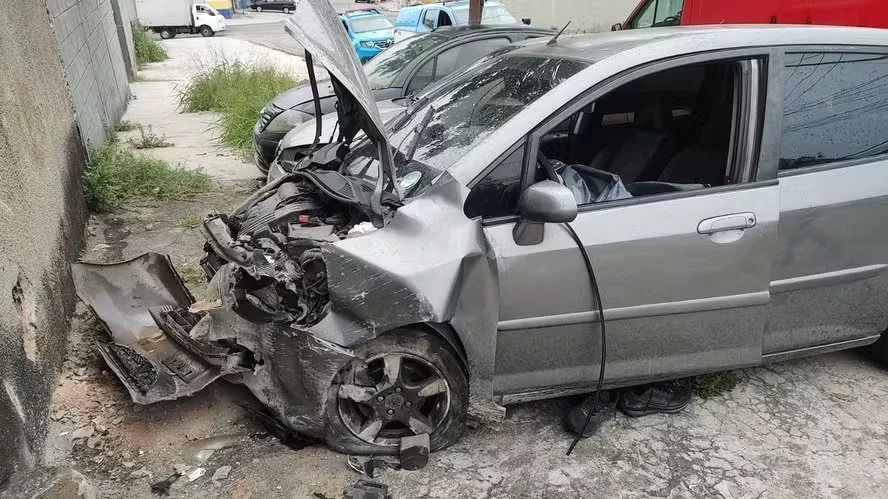 PM de folga é morto, colocado em carro e jogado ladeira abaixo no Rio de Janeiro