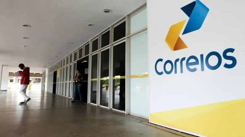Mais de 200 unidades dos Correios correm risco de despejo