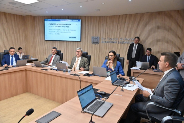Assembleia aprova LOA 2025 com previsão orçamentária de R$ 23 bilhões
