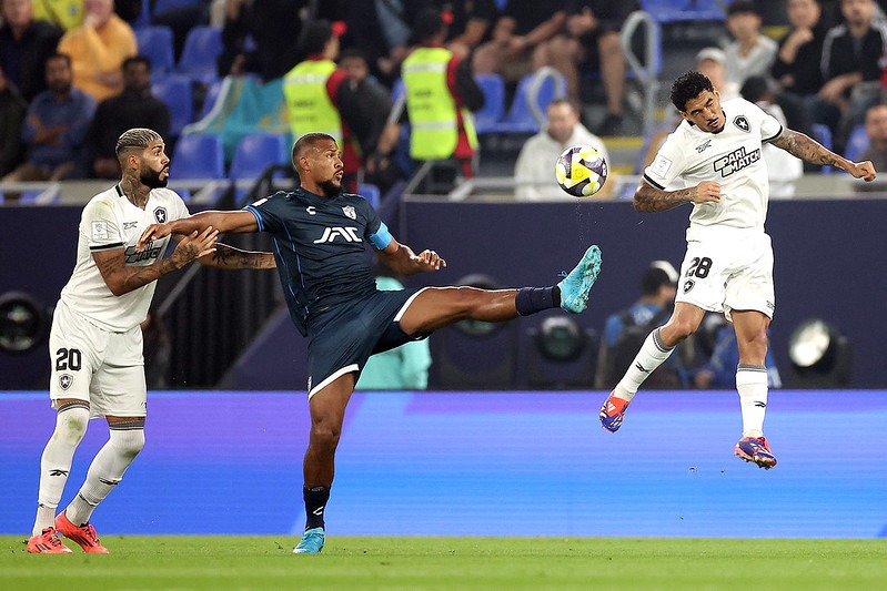 Botafogo perde por 3 a 0 e é eliminado pelo Pachuca na Copa Intercontinental