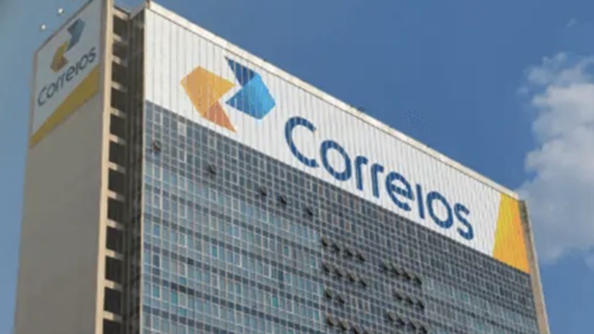 Sob risco de falir, Correios gastam R$ 200 milhões em “vale peru”