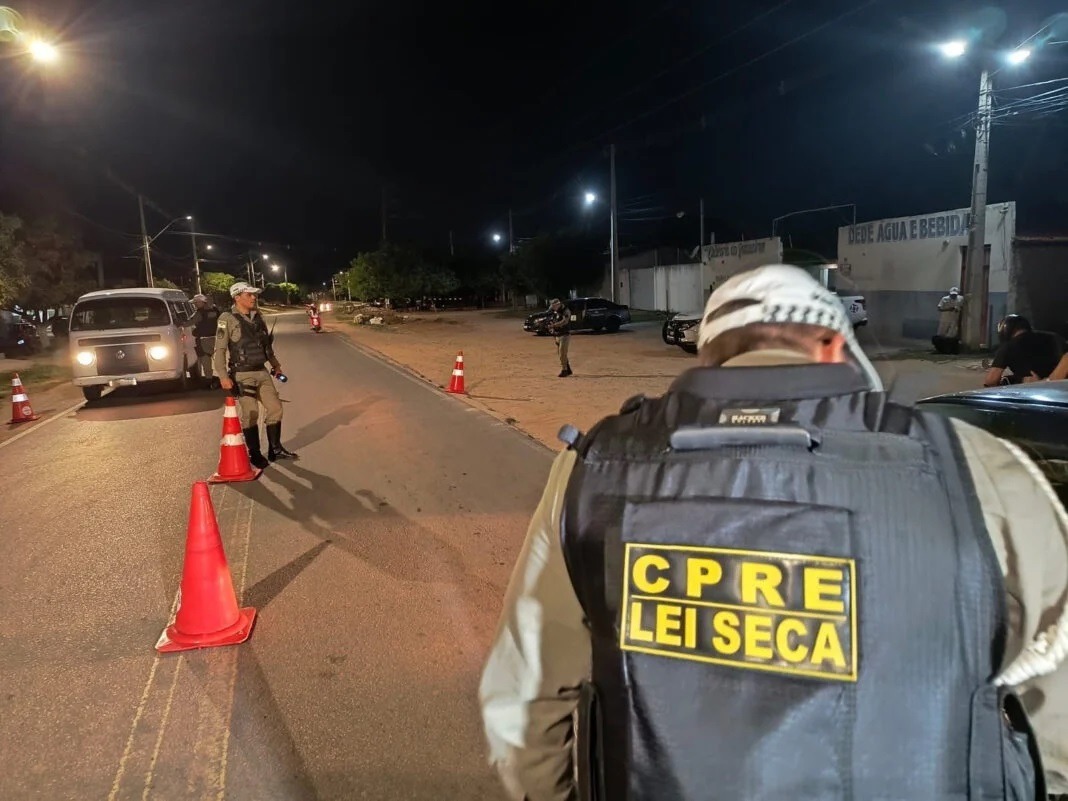 Condutor sem habilitação, embriagado e transportando a filha de apenas três anos é preso no RN