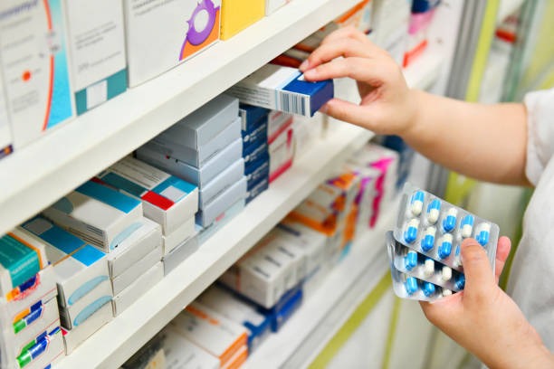 Justiça do RN bloqueia de R$ 3,7 milhões para garantir abastecimento de medicamentos em Natal