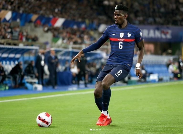 Site de acompanhantes quer pagar salários de Pogba no Corinthians; confira