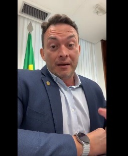 [VÍDEO] Styvenson detona governo Fátima após queda do teto do Walfredo Gurgel: "Governo matador!" 