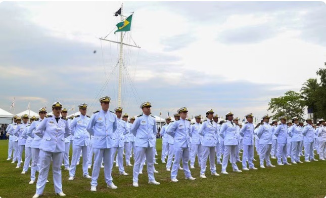 Marinha abre concurso para oficiais temporários com vagas em Natal e salário inicial é de R$ 9 mil; confira