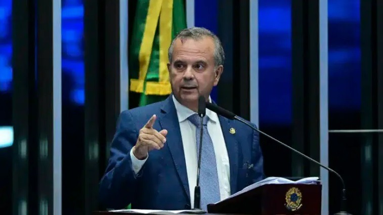 Sacrifícios e exemplos devem começar pelas classes privilegiadas, diz Rogério Marinho