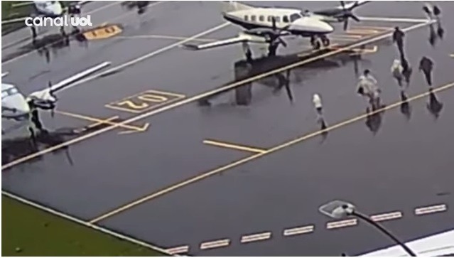 Avião que caiu em Gramado não tinha caixa-preta, diz polícia